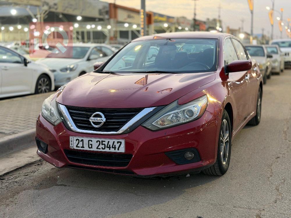 نيسان ألتيما